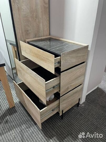 Комод многофункциональный с ящиками