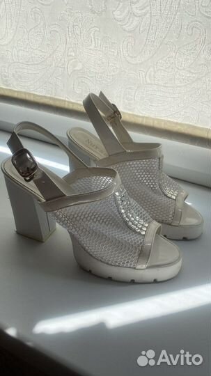 Босоножки 39 размер