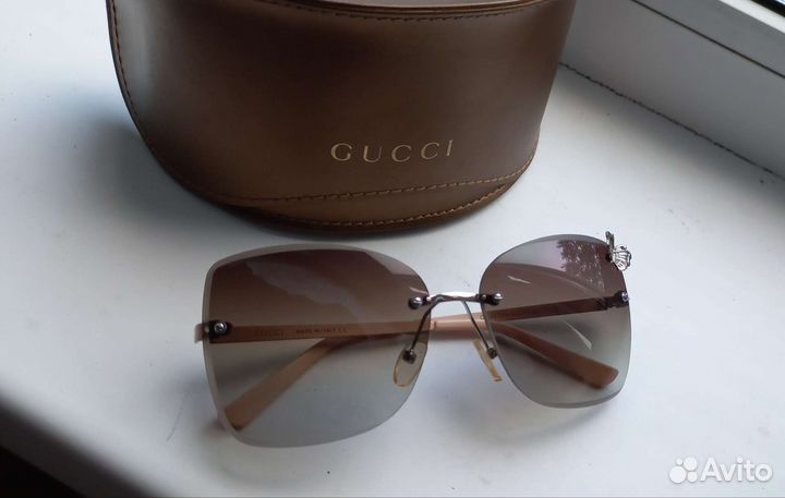 Солнцезащитные очки gucci