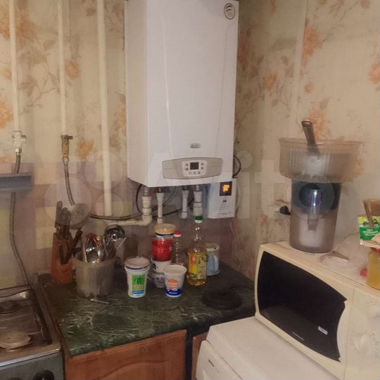 Комната 16 м² в 4-к., 1/1 эт.