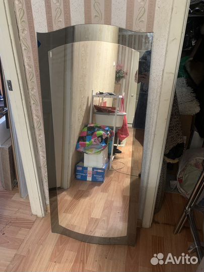 Зеркало настенное