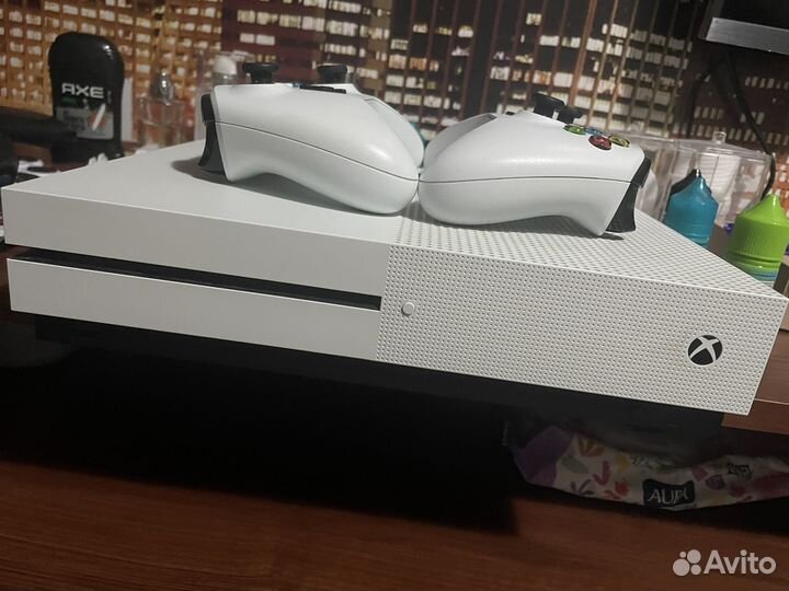 Xbox One s