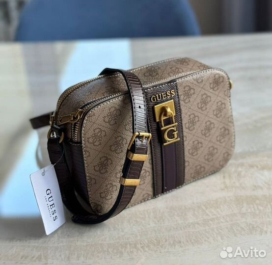 Сумка Guess кроссбоди