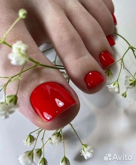 Маникюр, педикюр, наращивание ногтей