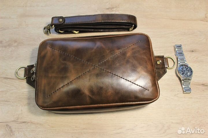 Сумка на пояс, (на грудь) натуральная кожа