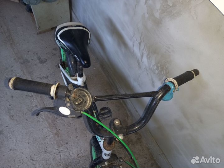 Детский велосипед 16