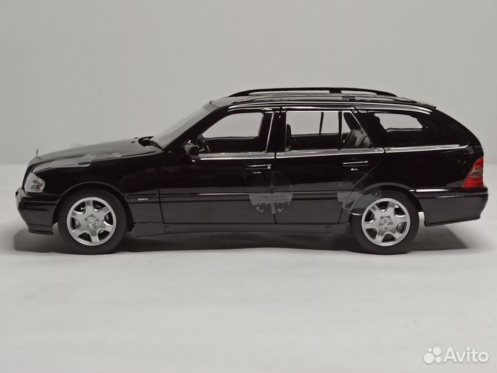 Mercedes C-Class T-model (W202) Norev 1:18