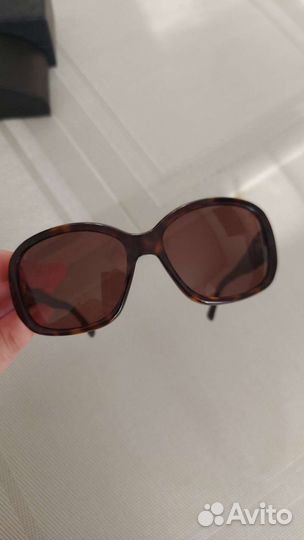 Солнцезащитные очки женские Prada