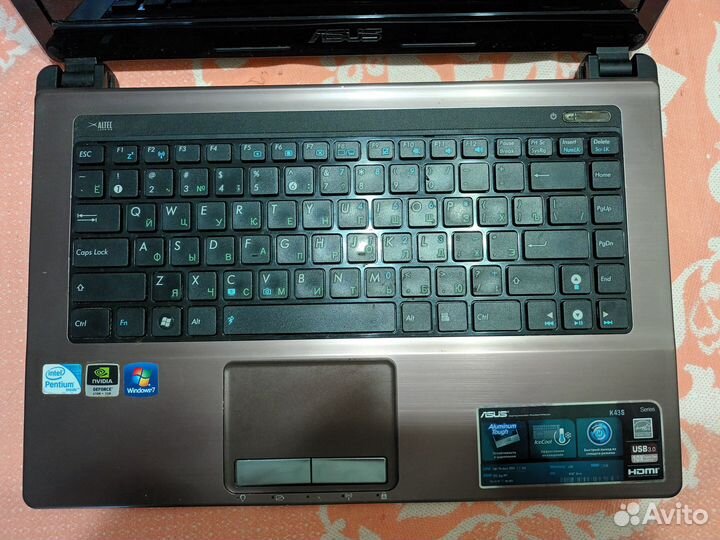 Продаю ноутбук asus