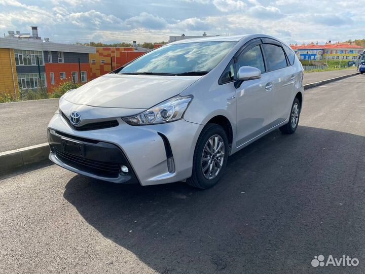 Toyota Prius Alpha 1.8 AT, 2016, 107 000 км