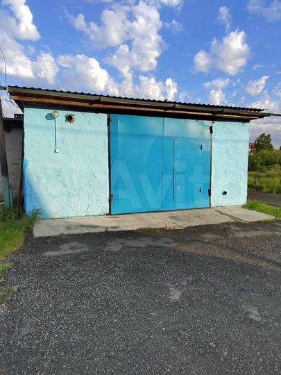 Гараж, > 30 м²