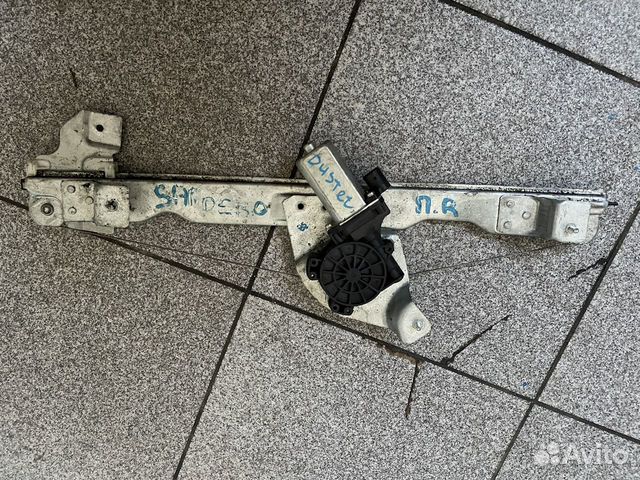 Стеклоподъемник передний R Renault Duster