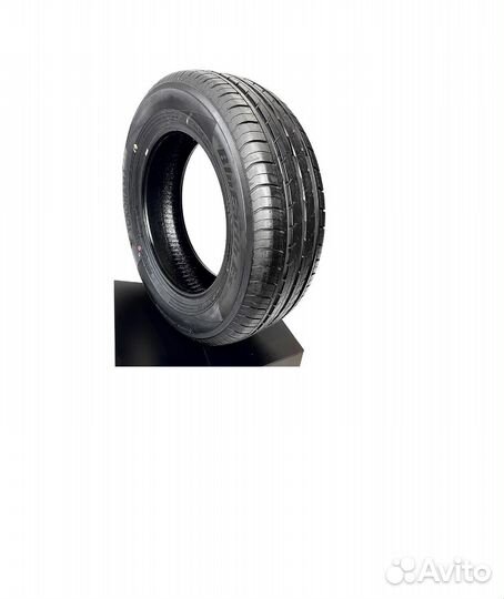 Yokohama Bluearth ES32 215/60 R16