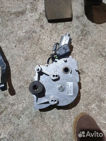 Привод крышки багажника Bentley Continental