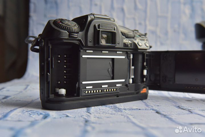 Pentax MZ-S + 24-90 + бат.блок BG-10 комплект