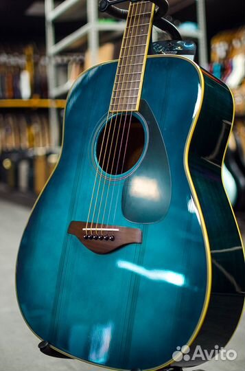 Yamaha FG820 Sunset Blue