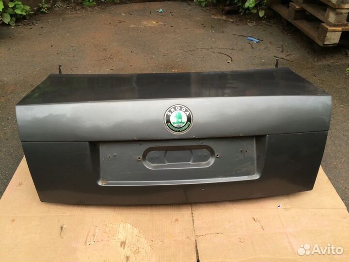 Крышка багажника Skoda Superb