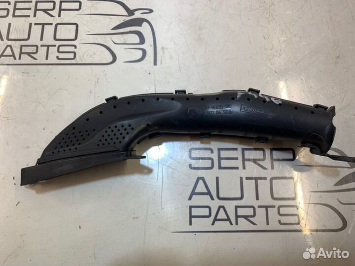 Воздухозаборник Ford Focus 3 CB8 1.6L duratec