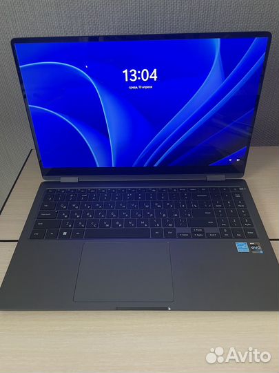 Ноутбук Samsung Galaxy Book 3 i7 16GB 1TB 15.6