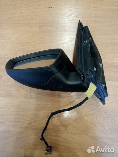Зеркало заднего вида боковое переднее левое