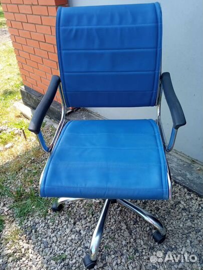 Компьютерное кресло