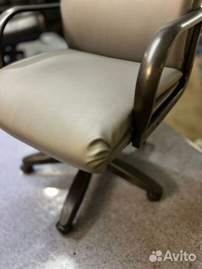 Компьютерное кресло