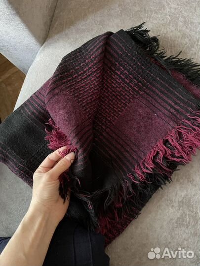 Шапка и 3 шарфа женские