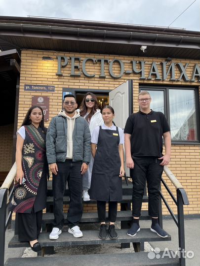 Мойщица посуды