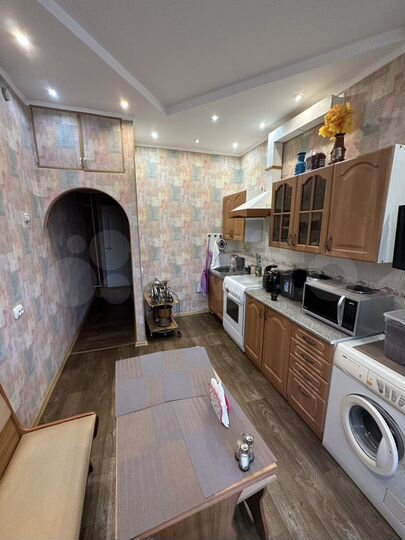 2-к. квартира, 60 м², 5/5 эт.