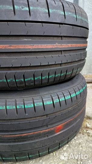 Pirelli P Zero 245/35 R19 93Y