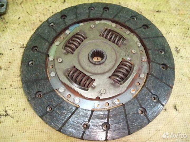 Маховик корзина диск сцепления Ford Focus CB8 pnda