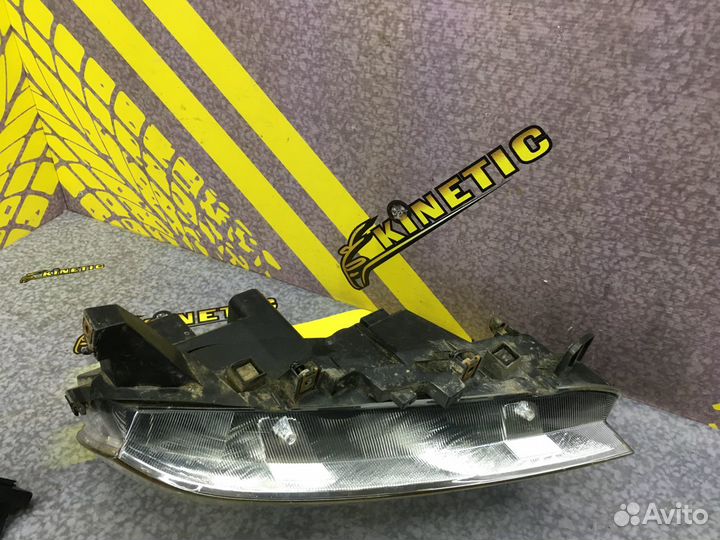 Фара левая Стекло Джили Эмгранд ес7