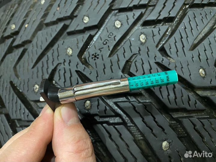 Nokian Tyres Hakkapeliitta 8 SUV 255/50 R19 107