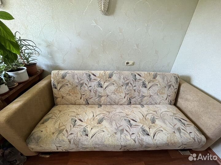 Диван книжка бу