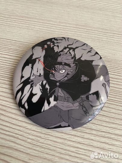 Значки с аниме