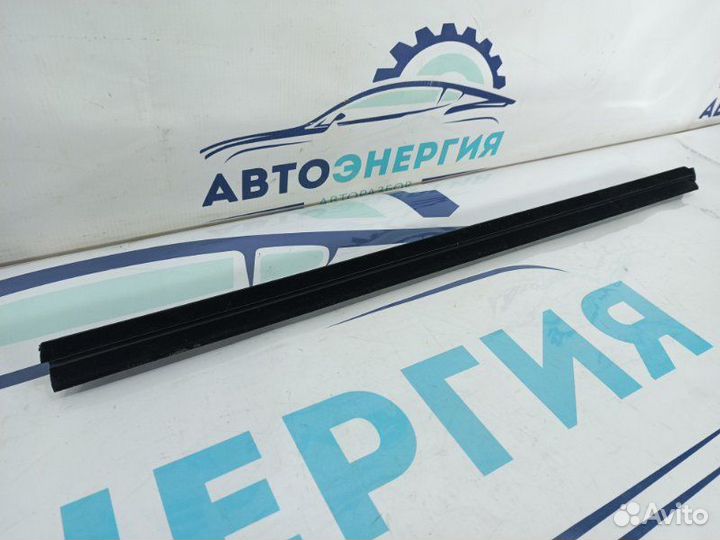 Бархотка внутренняя задняя правая Geely Coolray