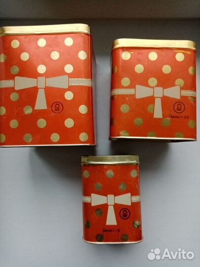 Жестяные банки в горошек СССР