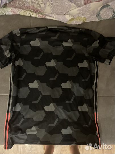 Футболка adidas