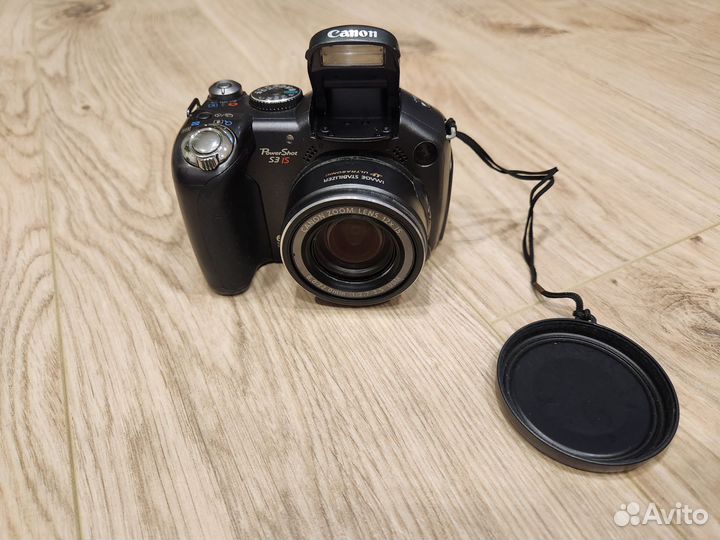 Фотокамера Canon PowerShot S 3 is