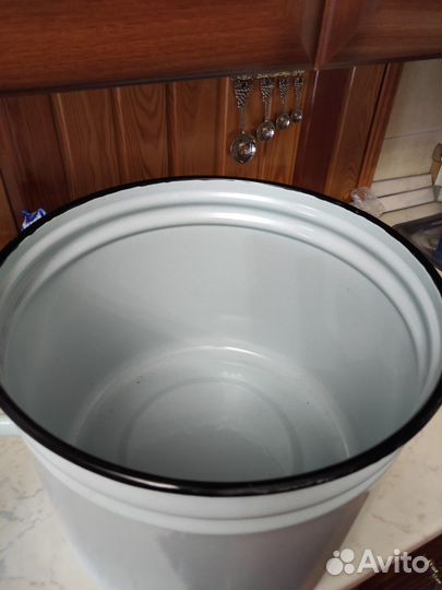 Кастрюля эмалированная 20 л