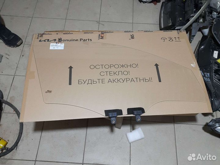 Стекло переднее правое Kia rio 4 17