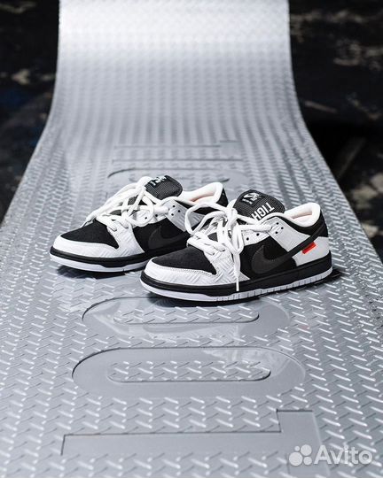 Кроссовки tightbooth X nike SB dunk LOW