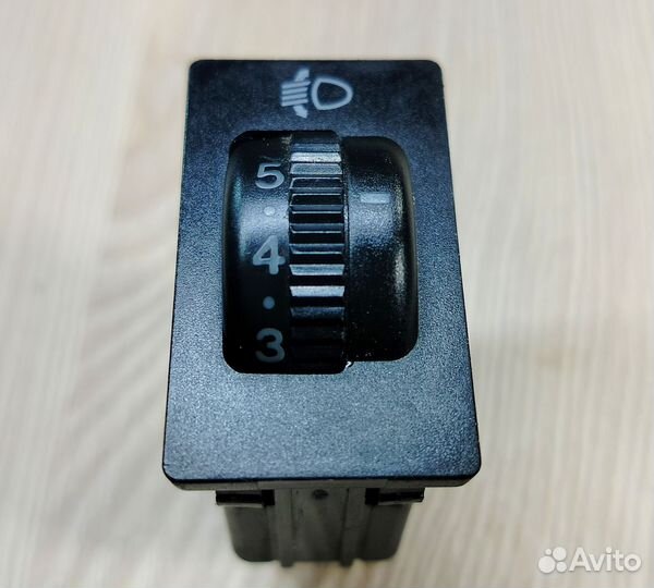 Кнопка корректора фар Toyota Corolla 120