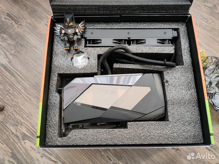 Видеокарта aorus RTX 3080 xtreme waterforce 10gb