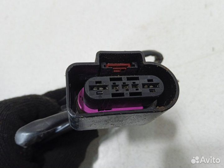 Реле бензонасоса Шкода