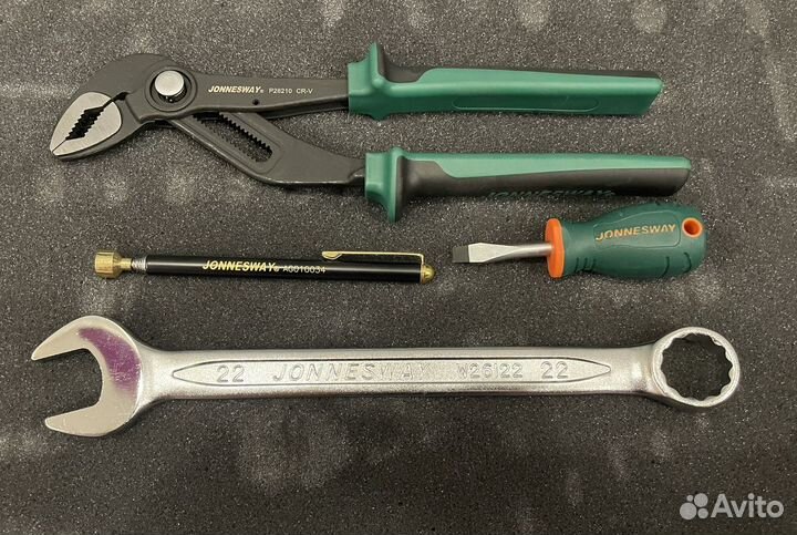 Набор инструментов Jonnesway 142