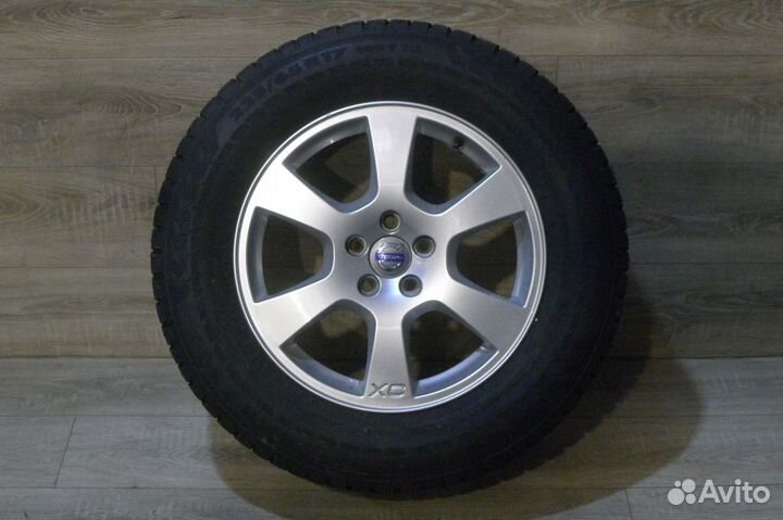 Комплект оригинальных колес R17 Вольво xc60