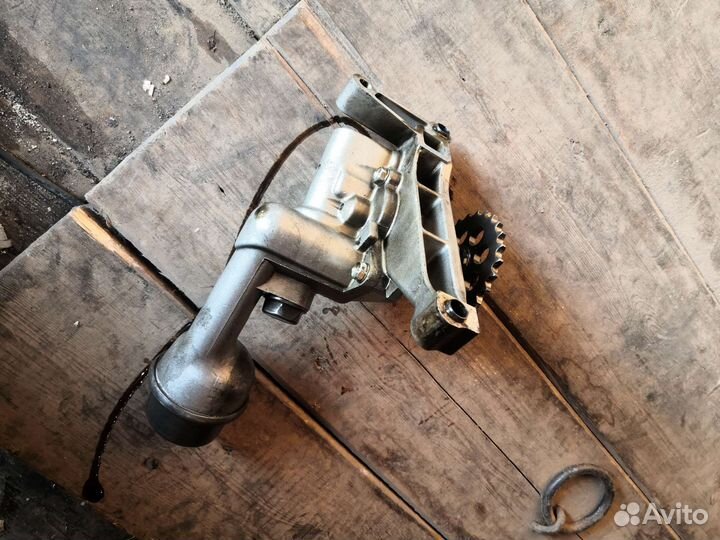 Масляный насос Ssangyng action Кайрон