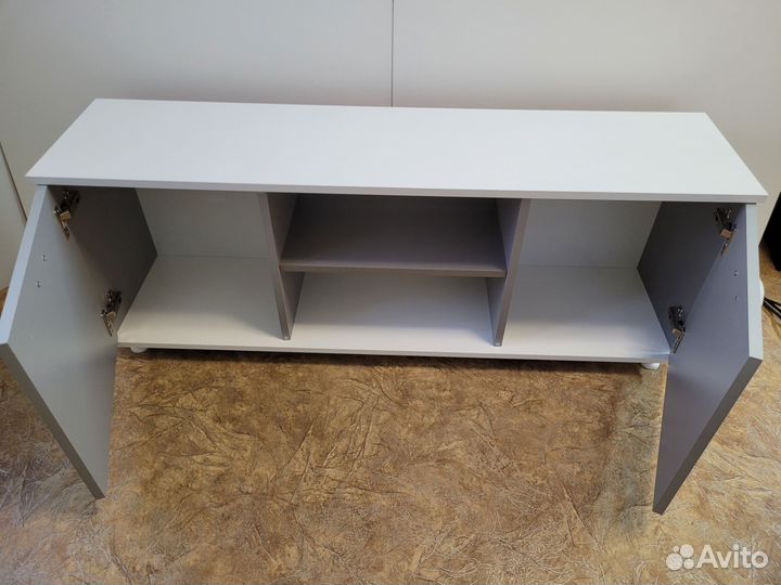 Тумба под тв новая (белый/серый)