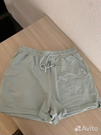 Шорты женские